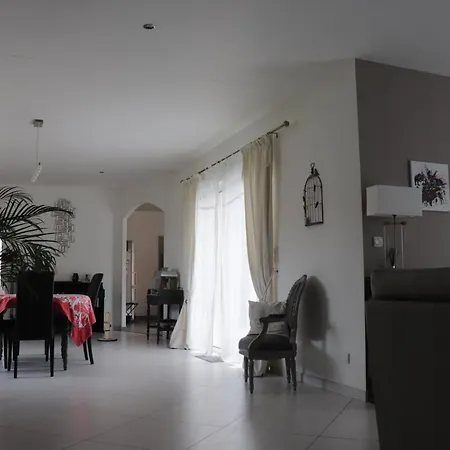 Casa de Férias Les Cailleres Saint Pavace